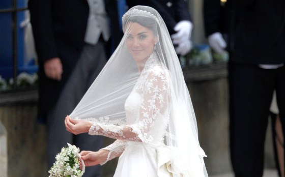 Kate Middletonová přijela do Westminsterského opatství krátce před jednáctou...