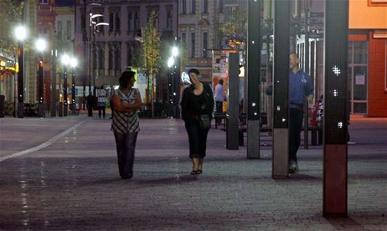 Chebské ulice jsou po setmní plné prostitutek.