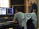 Z nahrávání hudby k filmu Lidice ve studiu Smeky