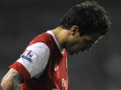Cecs Fabregas, zlonk Arsenalu, zklaman po derby na Tottenhamu. 