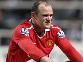 Wayne Rooney, tonk Manchesteru United, zklaman z vsledku po zpase v Newcastlu.