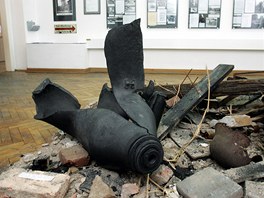 Vybuchl bomba z muzejn expozice.