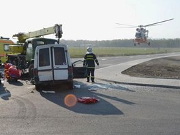 Nehoda u karlovarskho letit v Olovch Vratech.