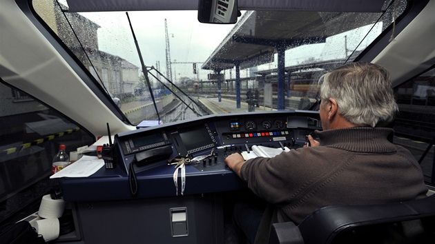 RegioJet Radima Janury testuje nové kanadské soupravy od firmy Bombardier.