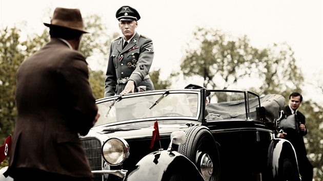 Z dotá�ek atentátu na Heydricha pro film Lidice