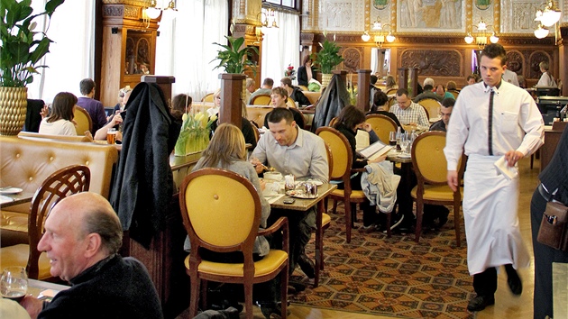 Snídan v praské restauraci a kavárn Café Imperial