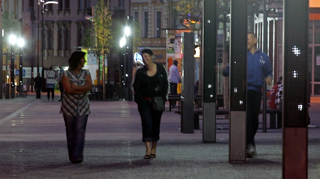 Chebské ulice jsou po setmní plné prostitutek.