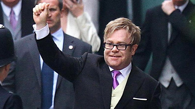 Elton John na královské svatb (29. 4. 2011)
