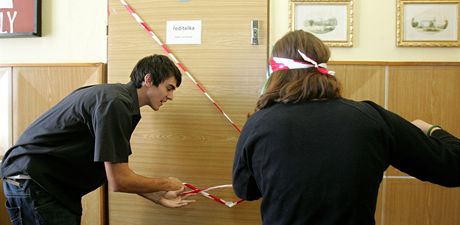 Protest student Gymnzia Josefa Jungmanna proti editelce