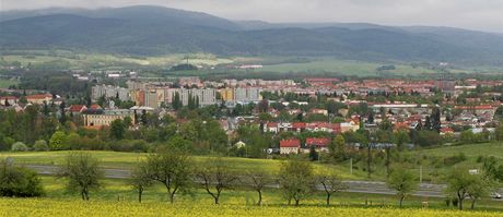 Panorama Ostrova na Karlovarsku.