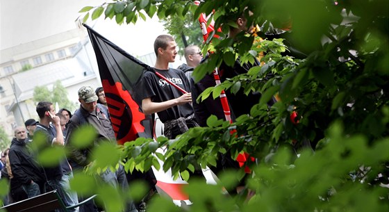 Jednaticetiletý cizinec pronesl pi shromádní pravicových extremist 1. máje v parku Kolit v Brn projev, který policie povauje za závadný. Ilustraní snímek