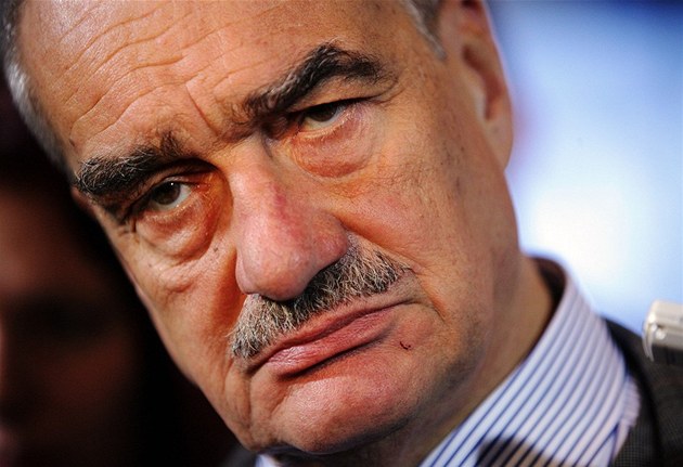 Karel Schwarzenberg v Malostranské besed� (16. �íjna 2010)