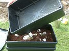 Podle poteby mete na kompostér pidávat dalí drované boxy.