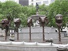 V New Yorku jsou vystaveny sochy vznného ínského výtvarníka a disidenta Aj...