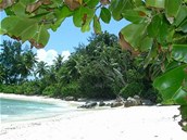 Romantická pláž na ostrově Mahe, Seychely 
