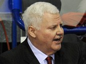 NA STÍDACE. Trenér kanadské hokejové reprentace Ken Hitchcock.