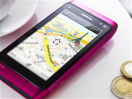 Nokia N8 Pink