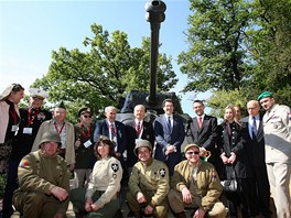 Slavnostn odhalen tanku Sherman v plzesk zoo