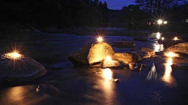 Noční Vysočina v Zrcadle: Stvořidla na řece Sázavě