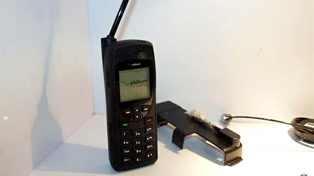 Satelitní telefony na výstav CommunicAsia