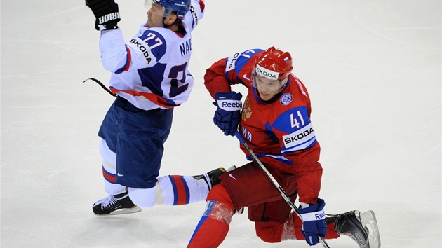 Ladislav Nagy se v zápase s Rusy rval o ka�dý metr ledu.