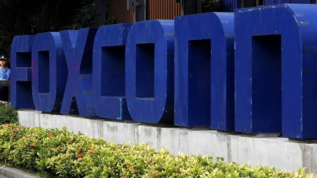 Tchajwanský výrobce mobil Foxconn.
