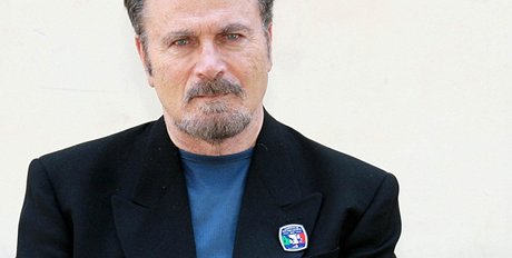 Herec Franco Nero musel dát ped zlínským filmovým festivalem pednost práci v Brazílii.