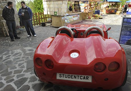 StudentCar FireLine - koncepn studie luxusnho sportovnho vozu