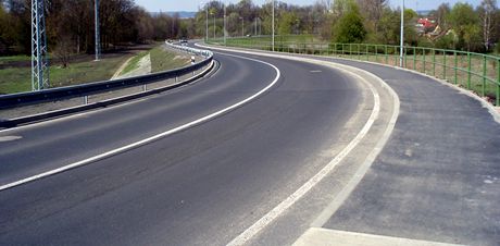 Silnice u Holic dostane nový povrch (ilustraní foto).