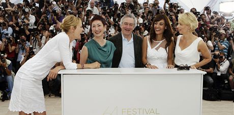Cannes 2011 - U. Thurmanov ertuje