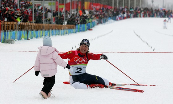 V posledním olympijském závod kariéry získala eská bkyn Kateina Neumannová vytouenou zlatou medaili.