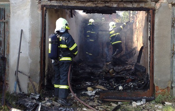 Při požáru garáže ve Vimperku zemřel muž, nadýchal se kouře. Ilustrační snímek