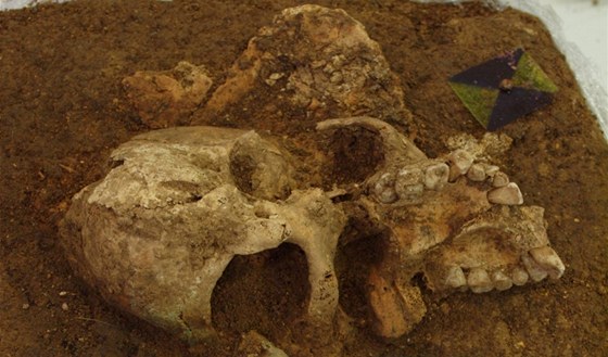Při stavbě tunelu Blanka našli archeologové raně středověké pohřebiště. 
