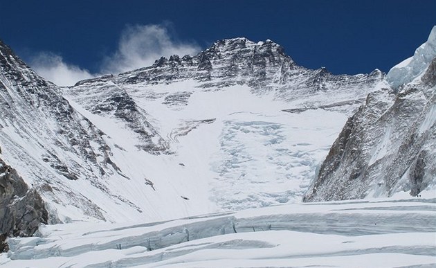 Z Himálaje snesli tělo českého horolezce Sedláčka. Leželo tam dvanáct let
