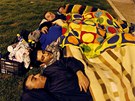 Stovky obyvatel panlské Lorcy strávily noc mimo své domovy. (12. kvtna 2011)