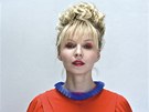 Jana Plodková - Triko: Yves Saint Laurent, prodává Simple Concept Store 8 100...