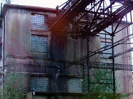 Historické snímky budov bývalého areálu úpravny uranu MAPE nedaleko Mydlovar...