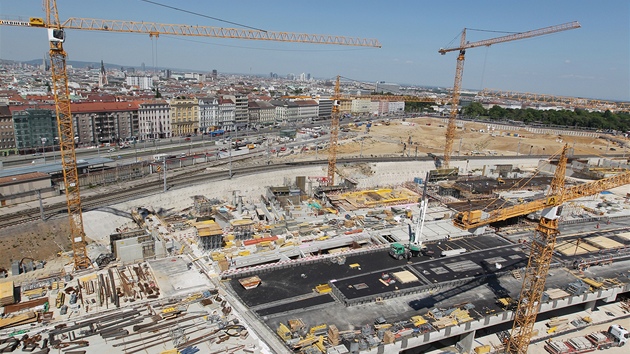 Vídetí radní i rakouské dráhy oznaují stavbu nového Südbahnhof za stavbu století.