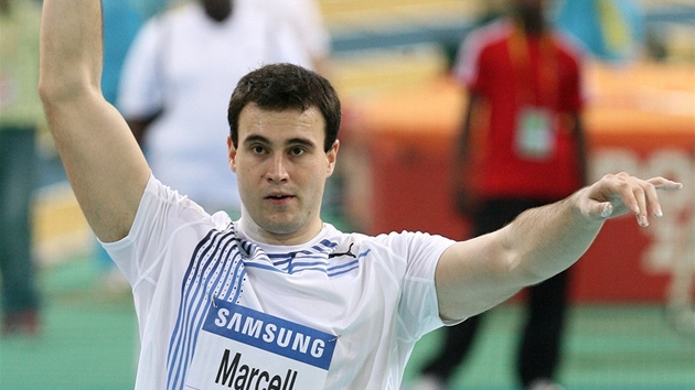 Jan Marcell v koula�ském kruhu p�i halovém MS v Dauhá.
