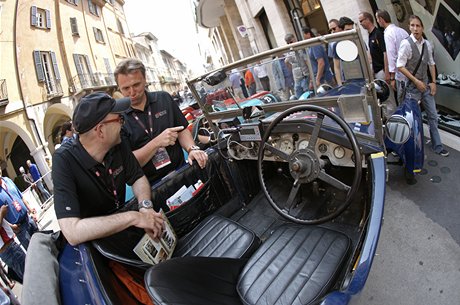 Zvod vetern Mille Miglia 2011