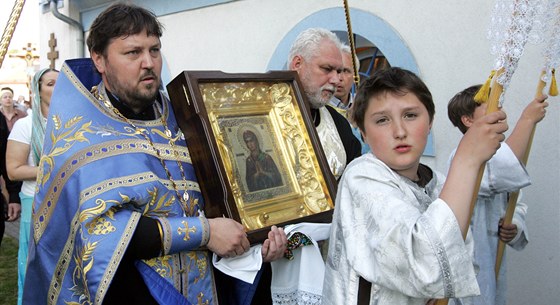 Pravoslavní kní mají k hokejistm v Rusku velice blízko. Ilustraní foto