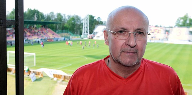 Jaroslav Starka na stadionu v P�íbrami