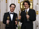 Oscar - Ethan a Joel Coenovi s cenami za film Tahle zem není pro starý