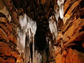 Podzemní jeskyně v Hřebečné.