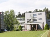 Plicn sanatorium v Mostech u Jablnkova s uniktnm lebnm parkem.