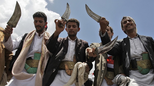 Protivládní demonstrace v jemenské metropoli Saná (22. kvtna 2011)