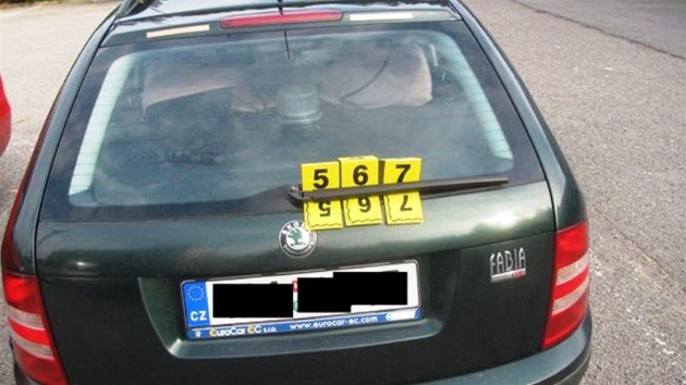 Policisté zastavili na dálnici D1 u Velkého Beranova netradin vybavené auto znaky koda Fabia Combi, které vypadalo jako civilní sluební vz.