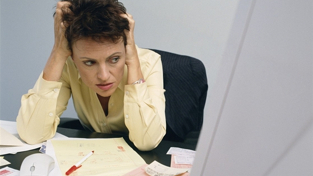 Za chyby ú�edník� platíme v�ichni