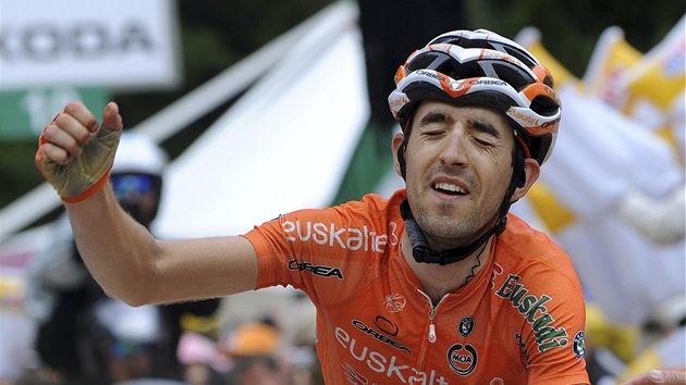 RADOST. Mikel Nieve se raduje z etapového vít�zství na Giro d'Italia.