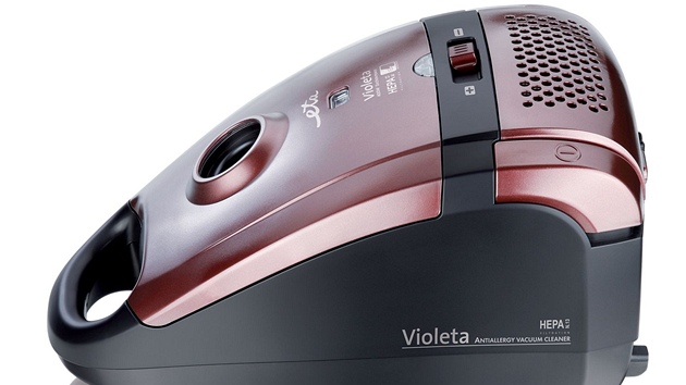 Vysava Violeta má HEPA filtr tídy 13 a sací výkon 400 W